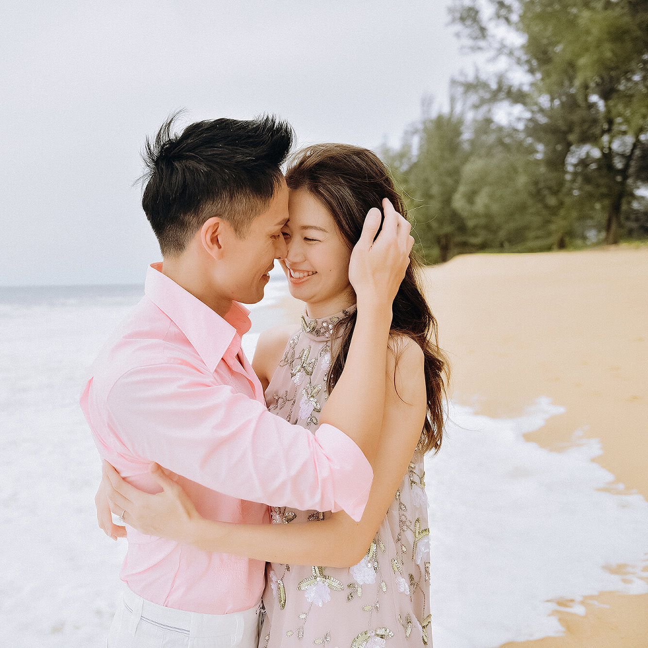 Phuket engagement beach photos