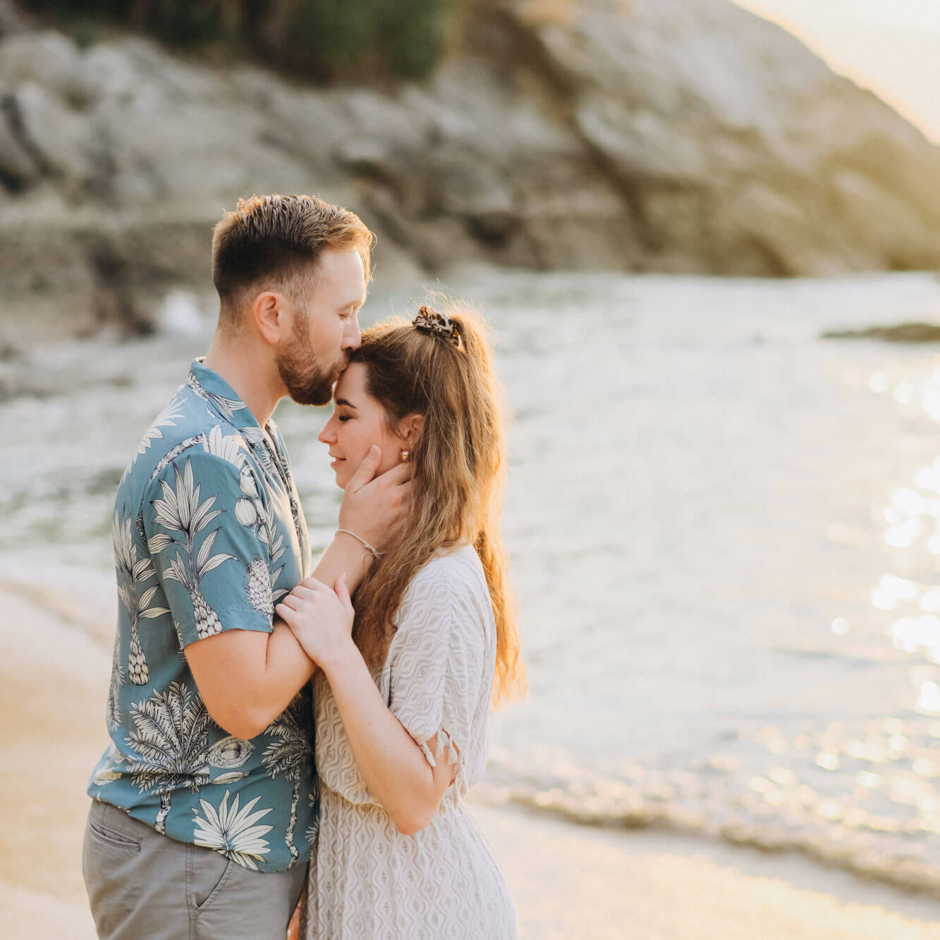 Phuket romantic photoshoot for honeymoon